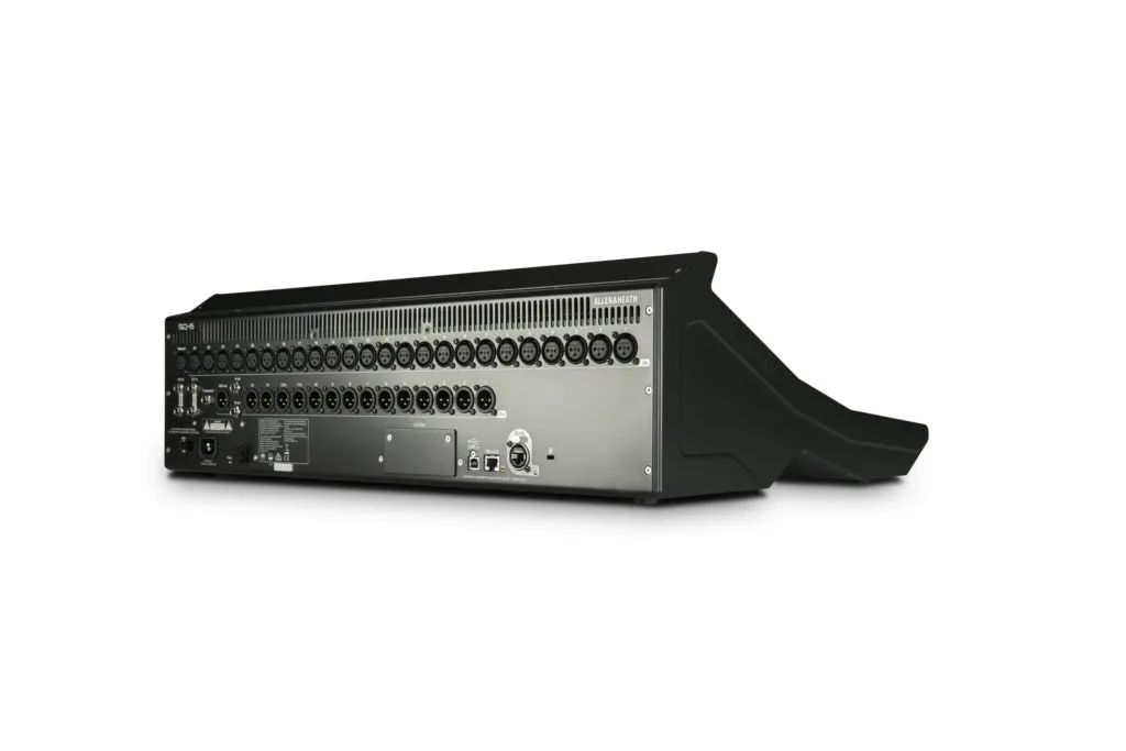 Allen & Heath SQ-6 48-Channel / 36-Bus Digital Mixer with 24 1 Motorized Faders
