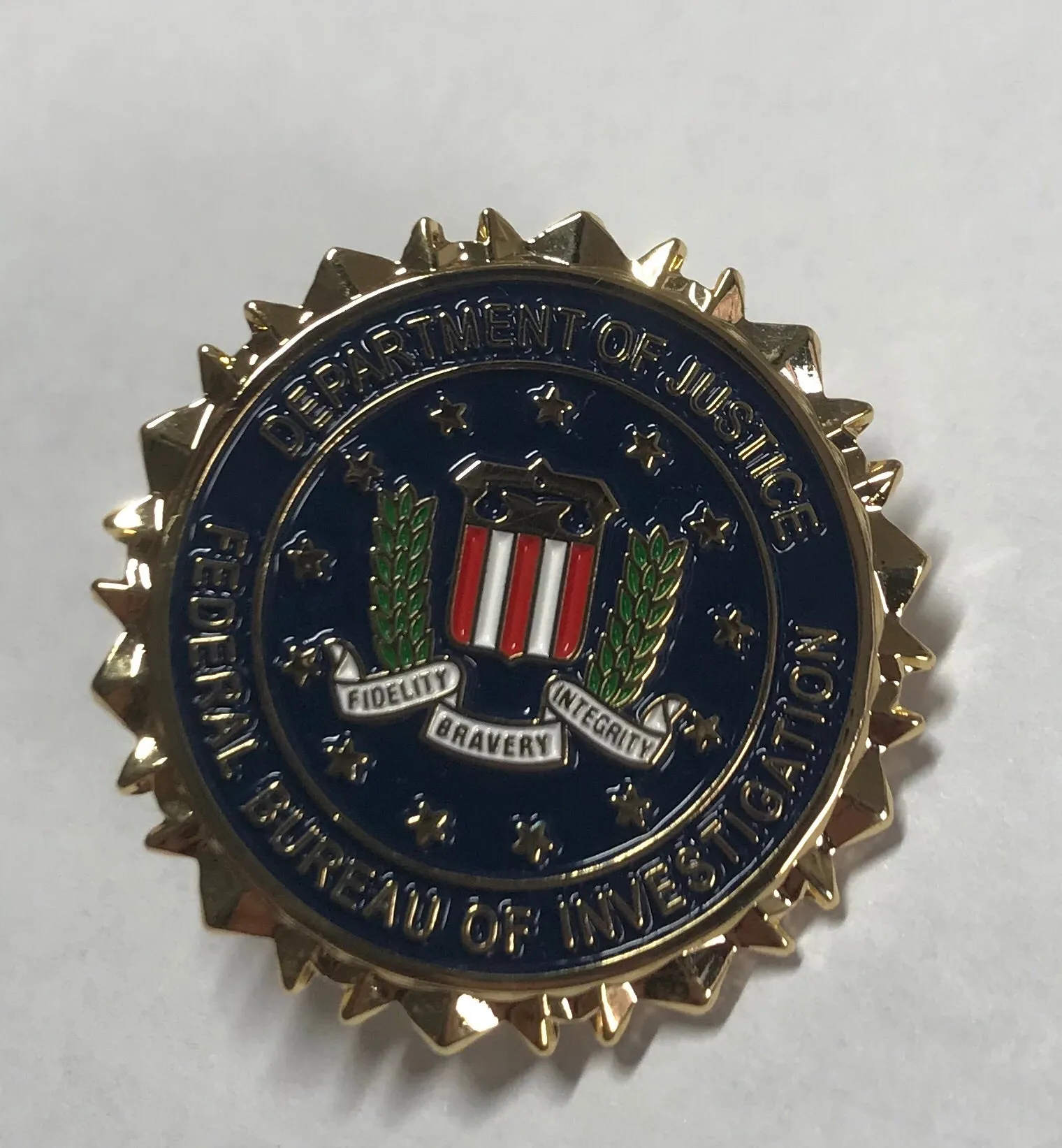 American investigation small badge justice of department//SECRET SERVICE/MARSHAL PIN  free international shipping