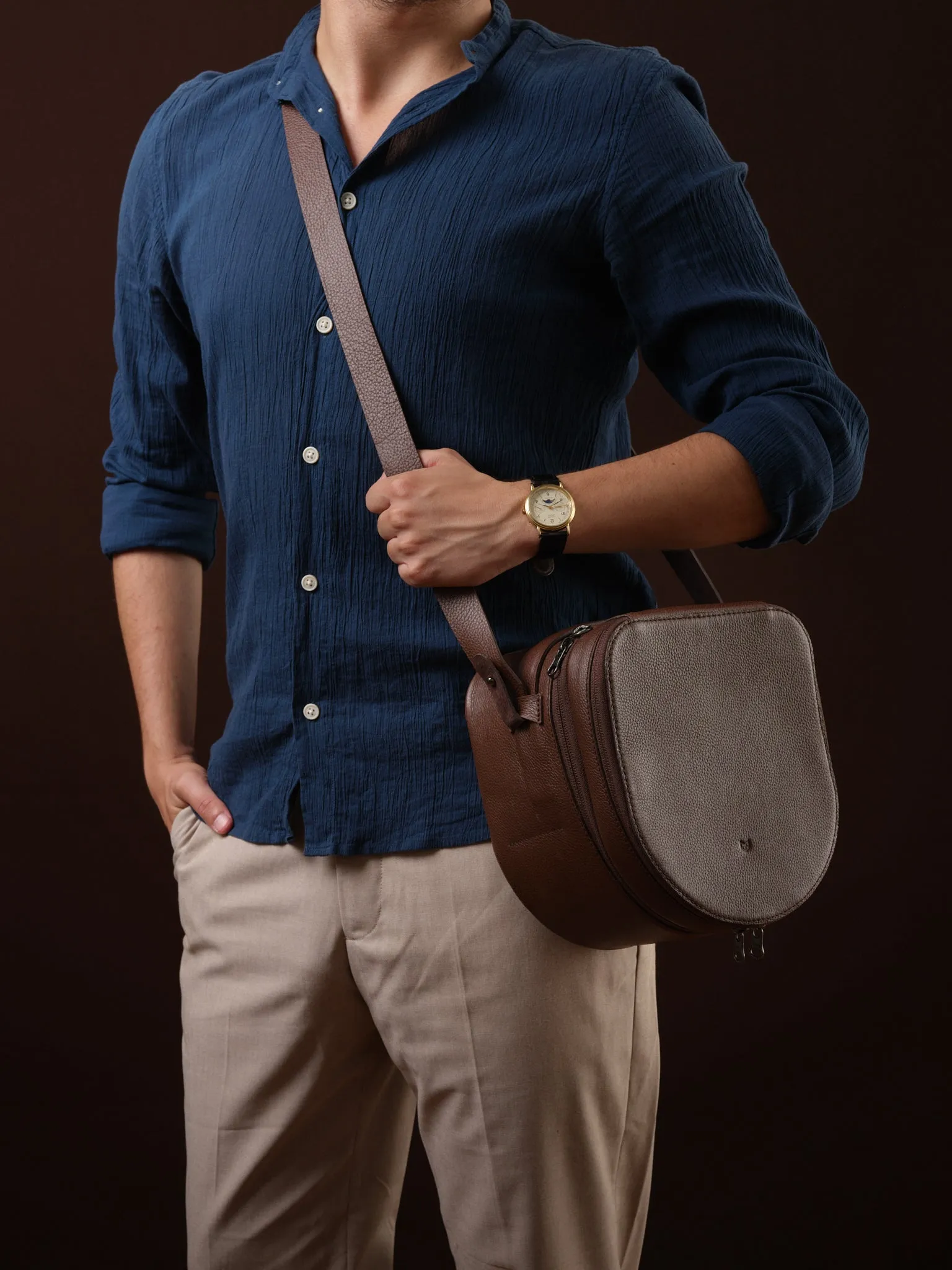 Apple Vision Pro Case · Brown