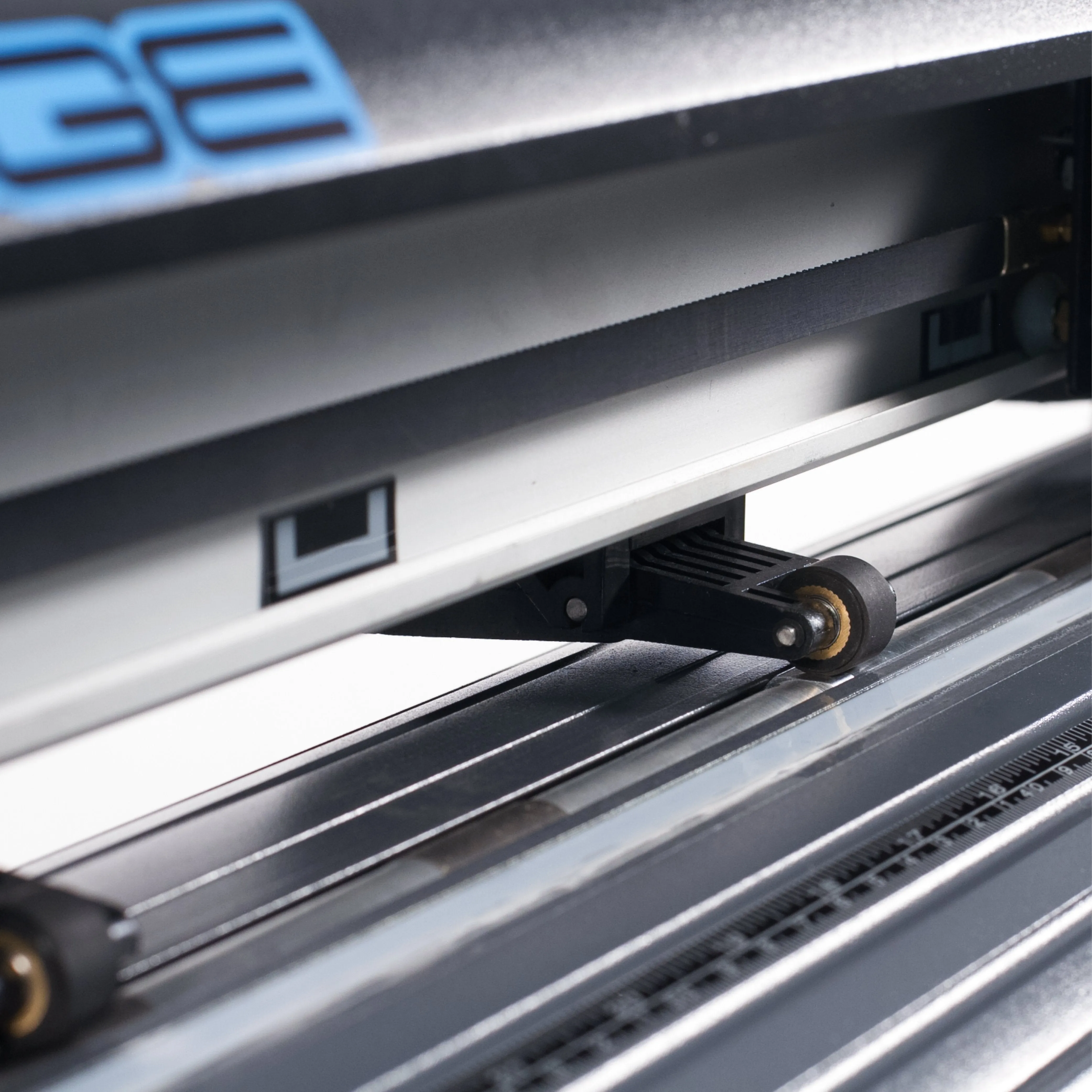 HPN VinylSystems Edge 28" Cutter/Plotter - Contour Cutting Stepper Motor DEMO UNIT