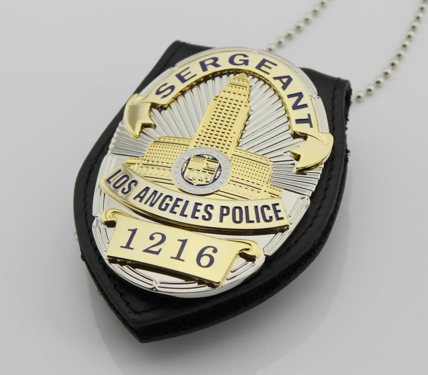 Los Angeles Police Department  LAPD Badge Replic- police officer/captain /sergeant  /detective / with suitable holder and chain