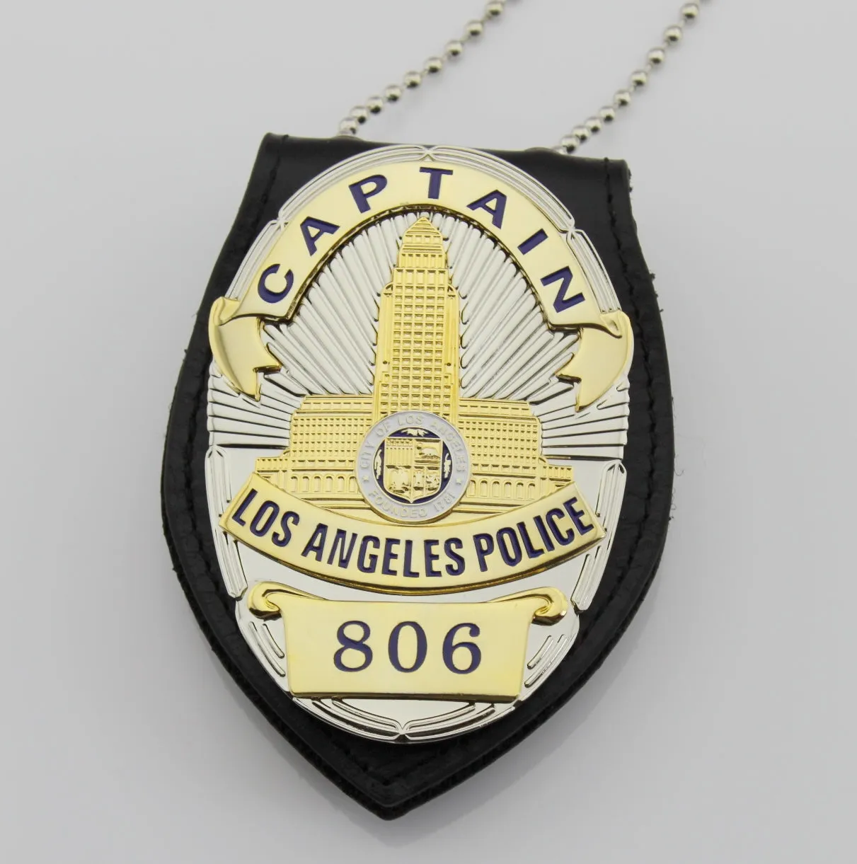 Los Angeles Police Department  LAPD Badge Replic- police officer/captain /sergeant  /detective / with suitable holder and chain