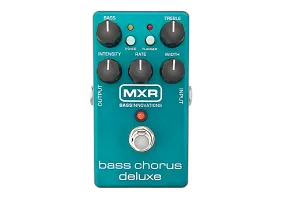 MXR M83 Bass Chorus Deluxe Pedal