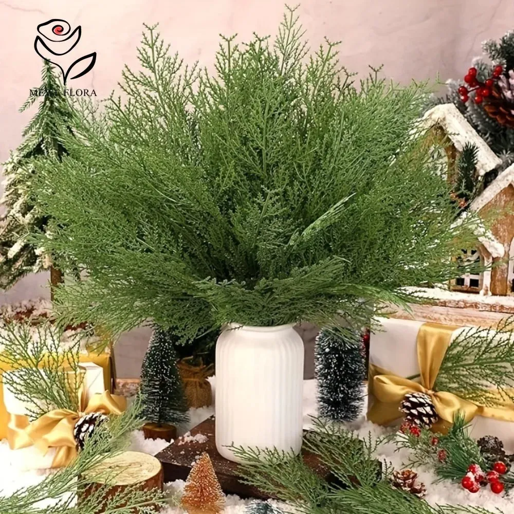 Pine Needles (bundle of 20)