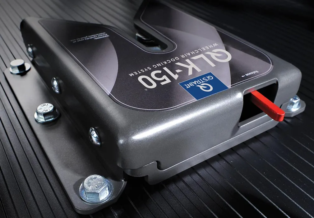 Q'Straint QLK-150 Docking System Kit with Base Mount and Manual Release & Remote | Q04S161