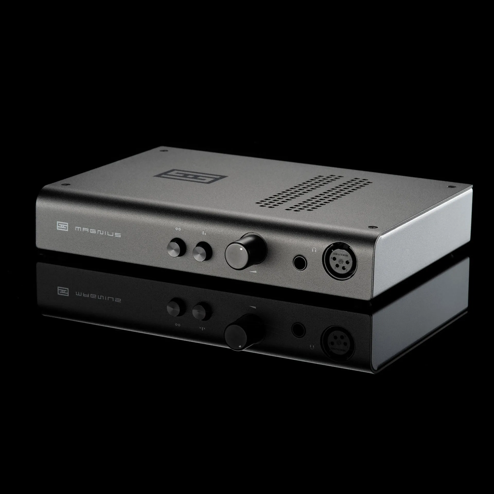 Schiit Audio Magnius Balanced Headphone Amplifier