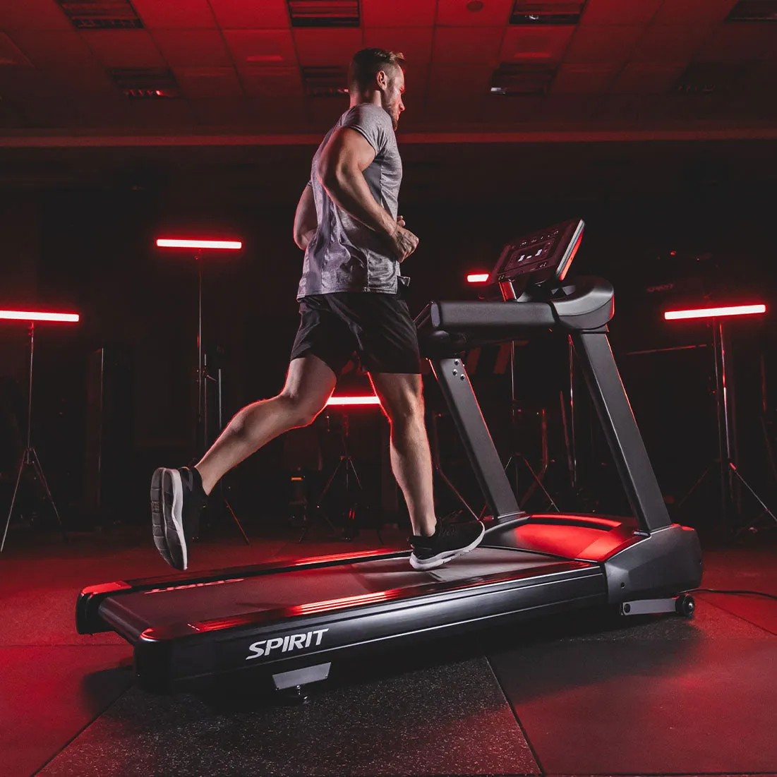 Spirit Fitness CT800  Treadmill