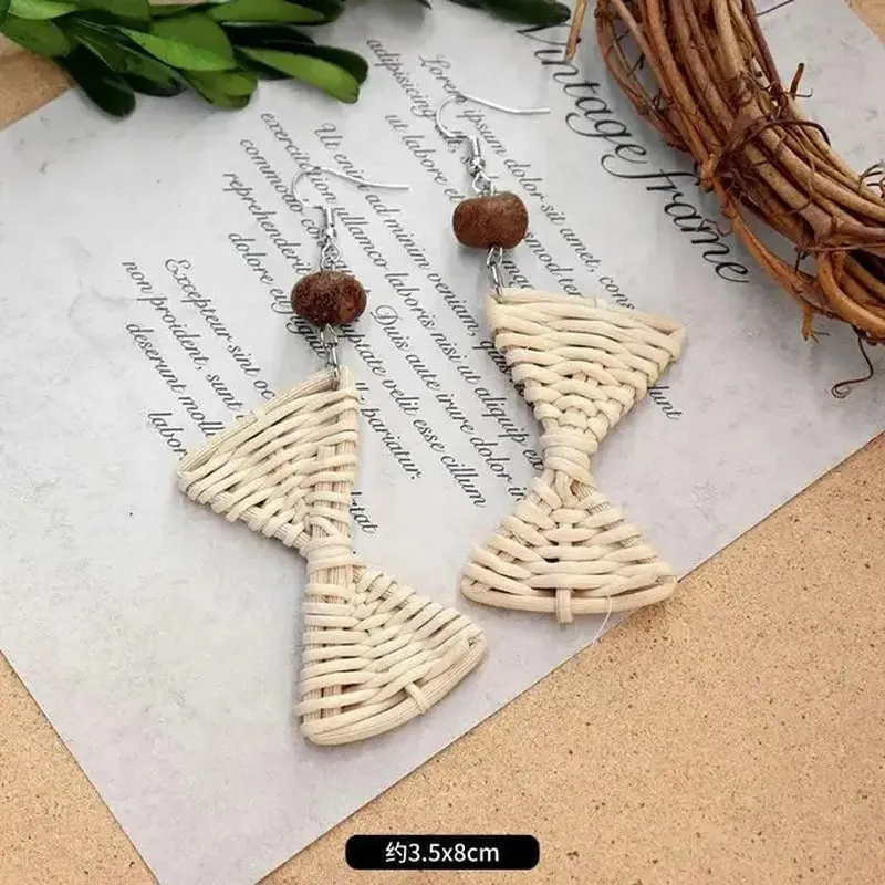 Unique Rattan Earrings Wooden Women Elegant Bohemian Long Earrings Fashion Exaggerate Big Boho Earrings Statement Jewelry 2024