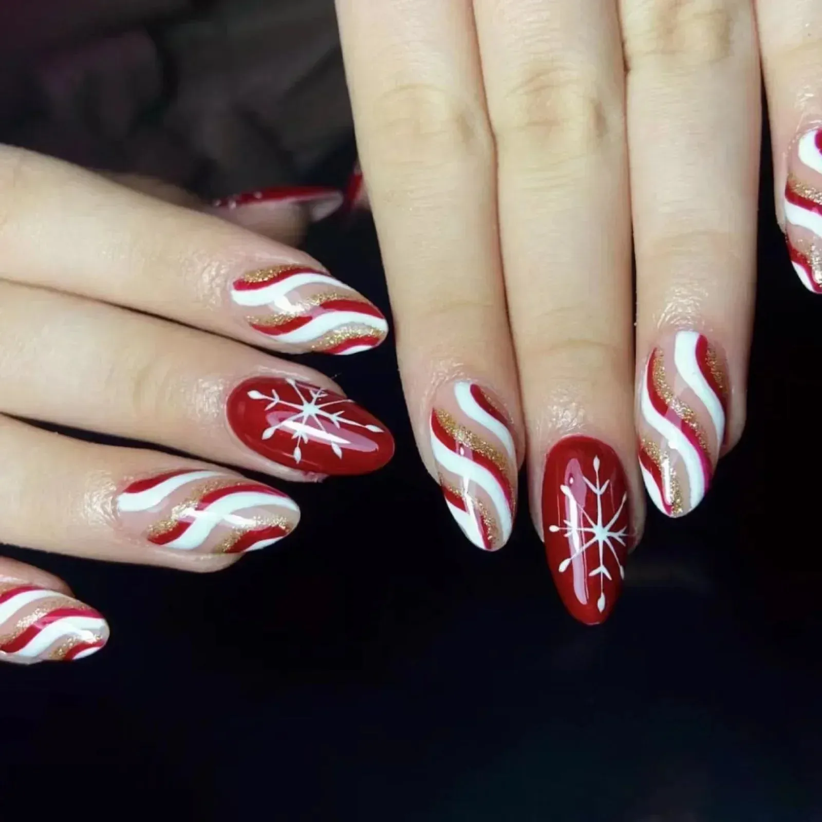 Wenkouban-24pcs Gold Powder Christmas Fake Nails Snowflake Design False Nails Art Full Cover Waterproof Removable Artificial Press on Nail