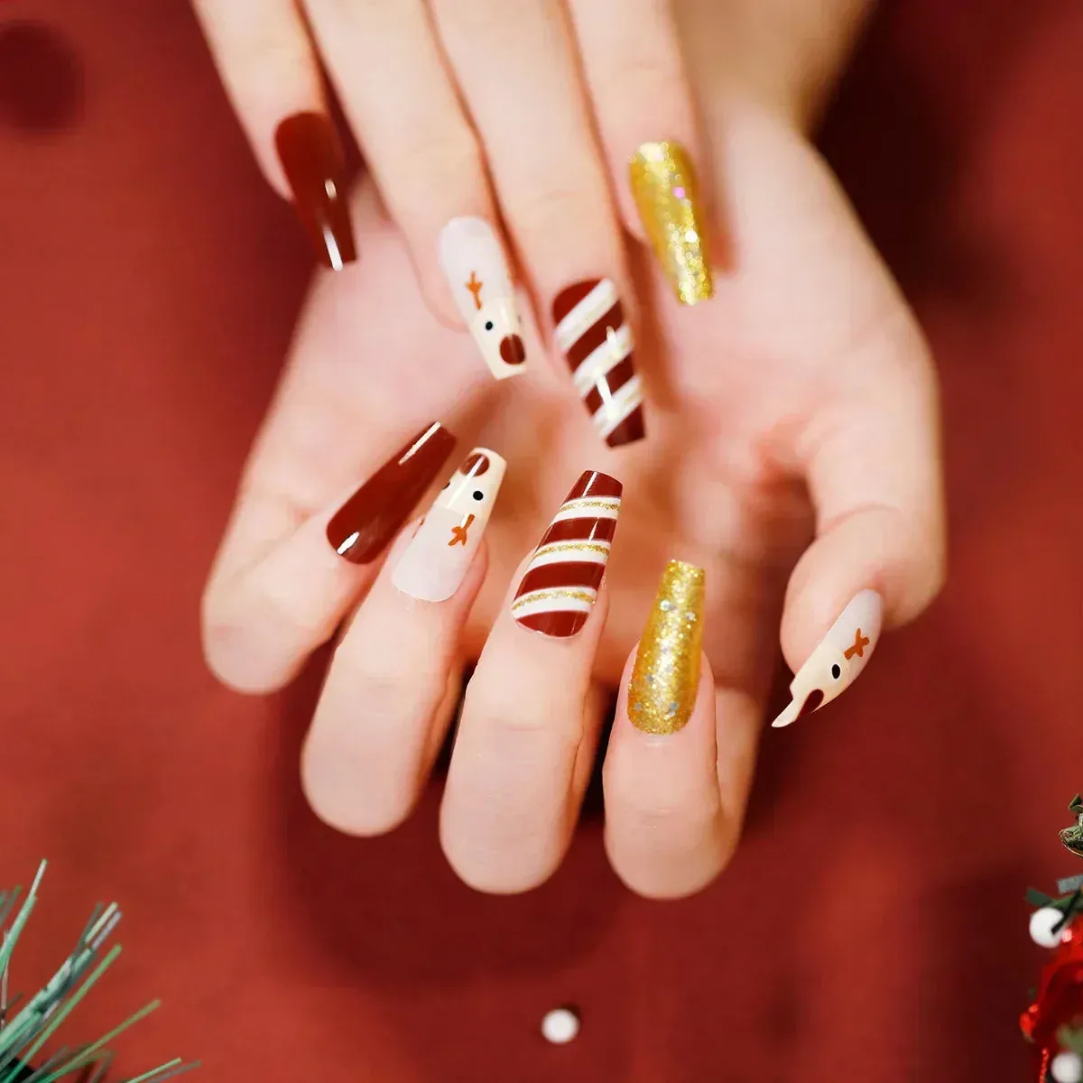 Wenkouban-24pcs Gold Powder Christmas Fake Nails Snowflake Design False Nails Art Full Cover Waterproof Removable Artificial Press on Nail