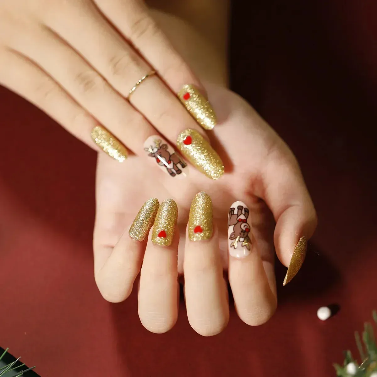 Wenkouban-24pcs Gold Powder Christmas Fake Nails Snowflake Design False Nails Art Full Cover Waterproof Removable Artificial Press on Nail